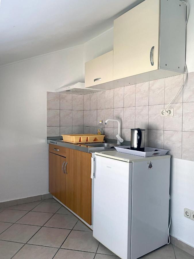 Apartment Anic Karlobag Bagian luar foto